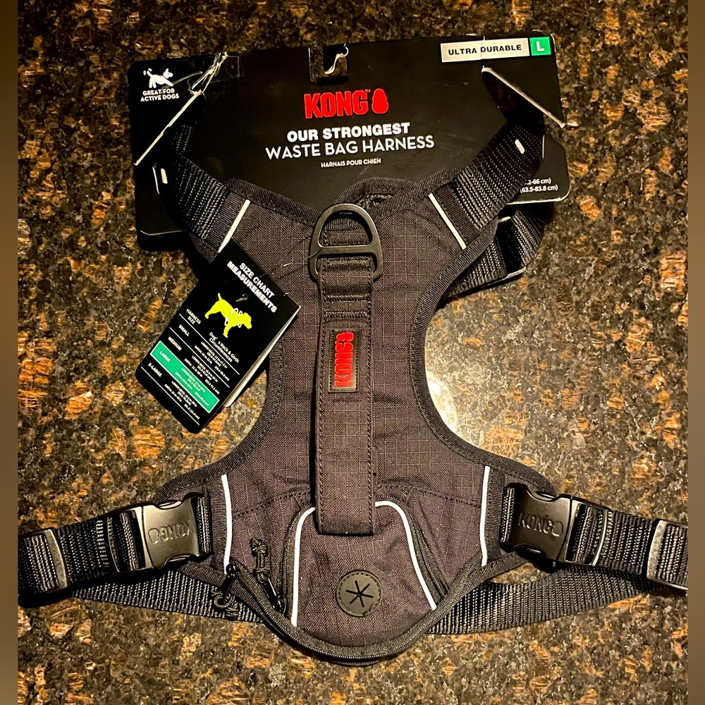 Kong XL Harness w/ Waste Bag Dispenser BLACK